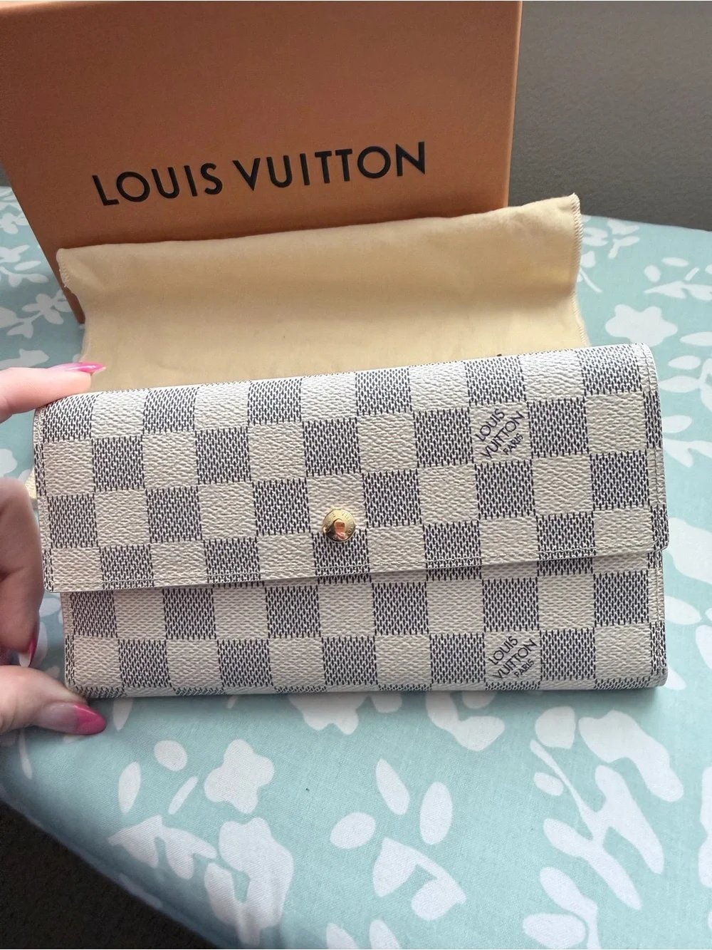 Louis Vuitton AuthenticAzur White Continental Trifold Long Wallet with Gold Snap